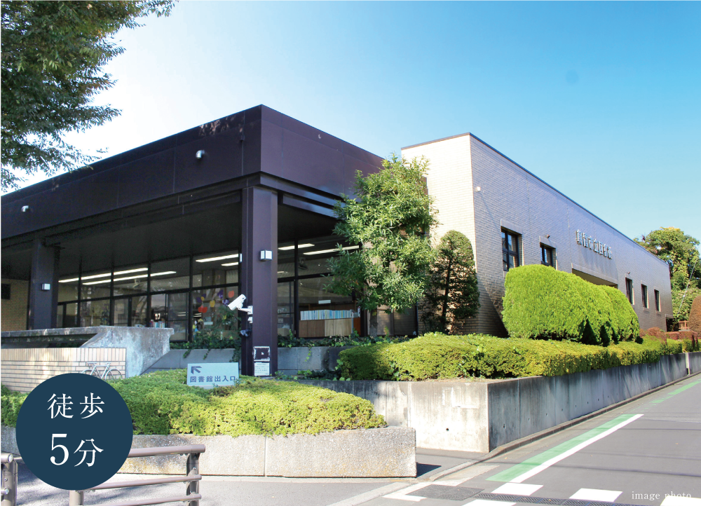 朝霞市立図書館